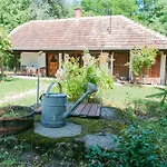 بيت ضيافة Fecskefeszek Vendeghaz Őriszentpéter
