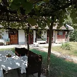 بيت ضيافة Fecskefeszek Vendeghaz 3*