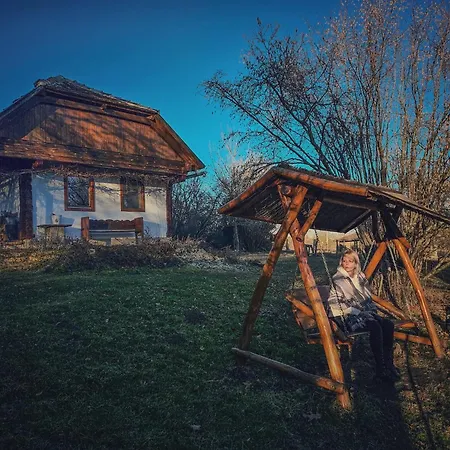 Fecskefeszek Vendeghaz 3*