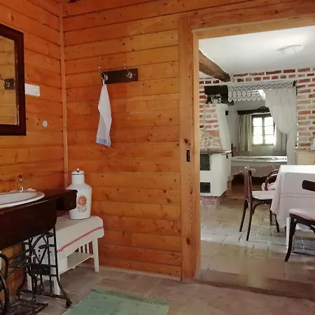 Fecskefeszek Vendeghaz